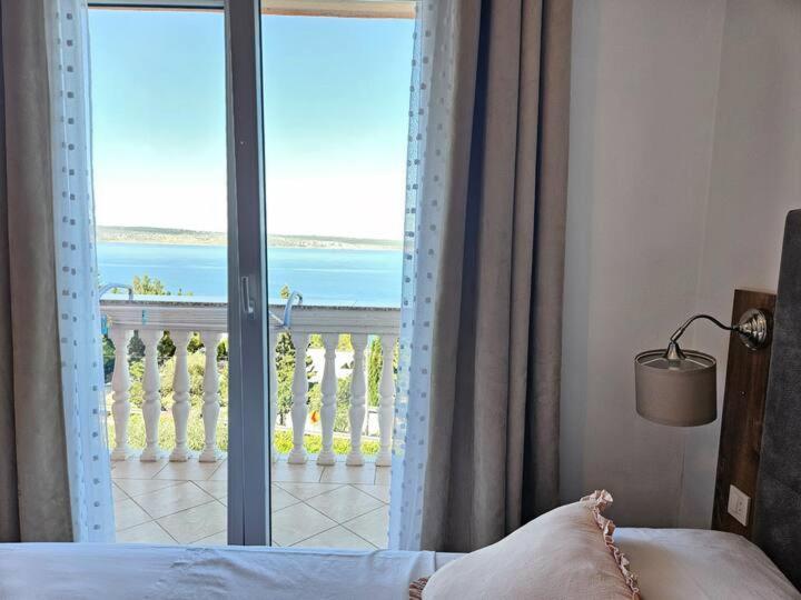 Amari Apartman Stari Grad Kültér fotó