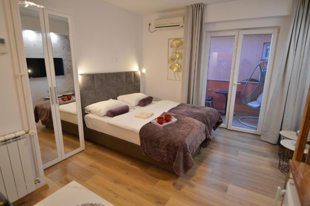 Amari Apartman Stari Grad Kültér fotó