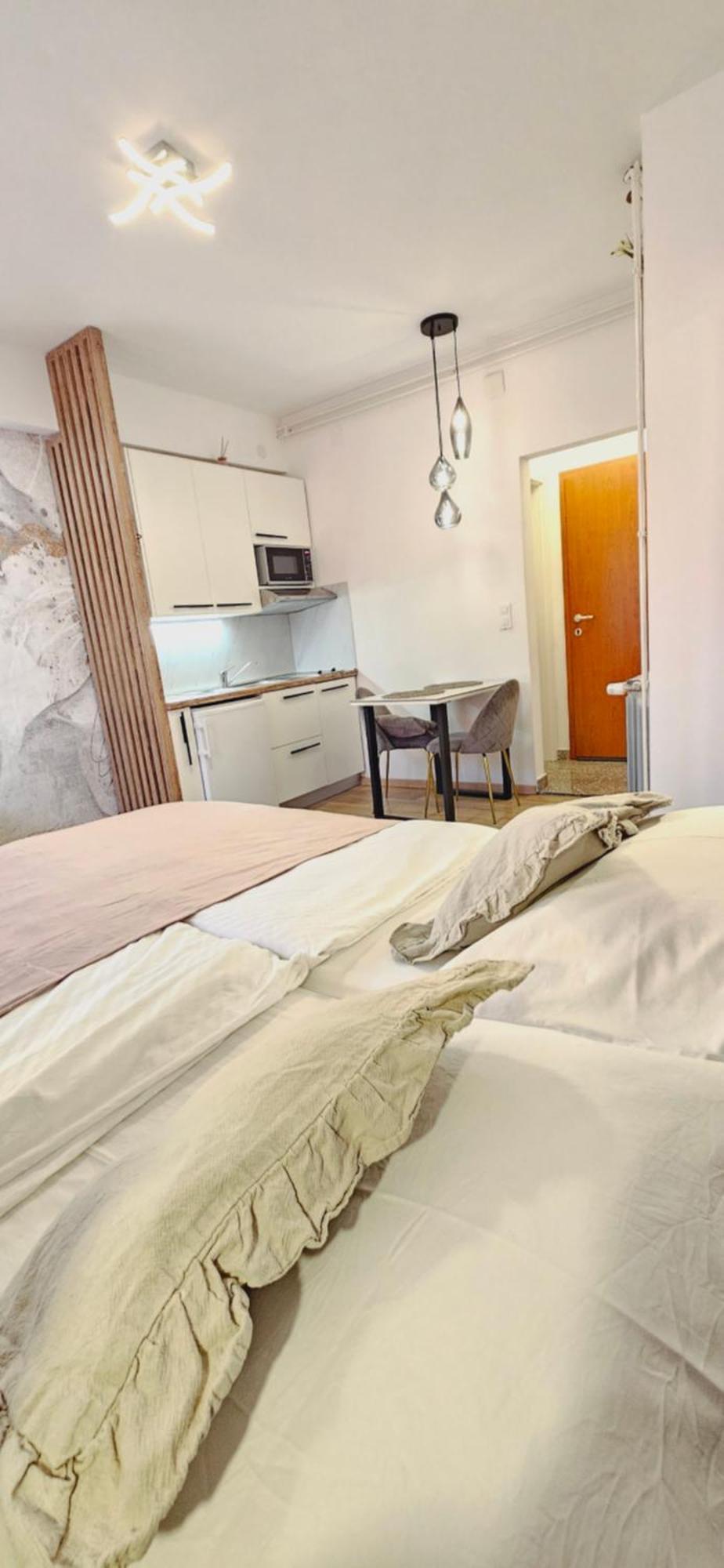 Amari Apartman Stari Grad Kültér fotó