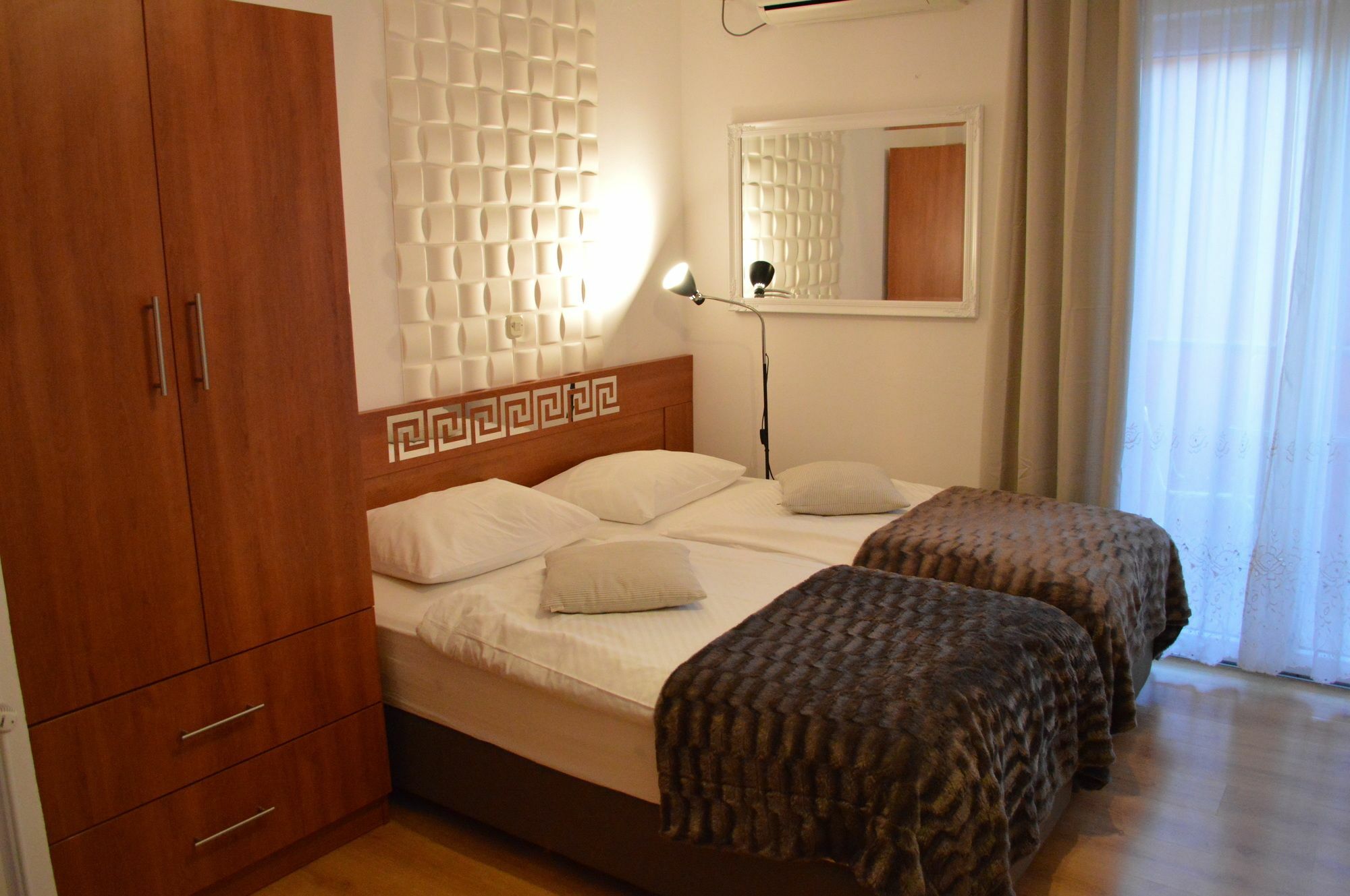 Amari Apartman Stari Grad Kültér fotó