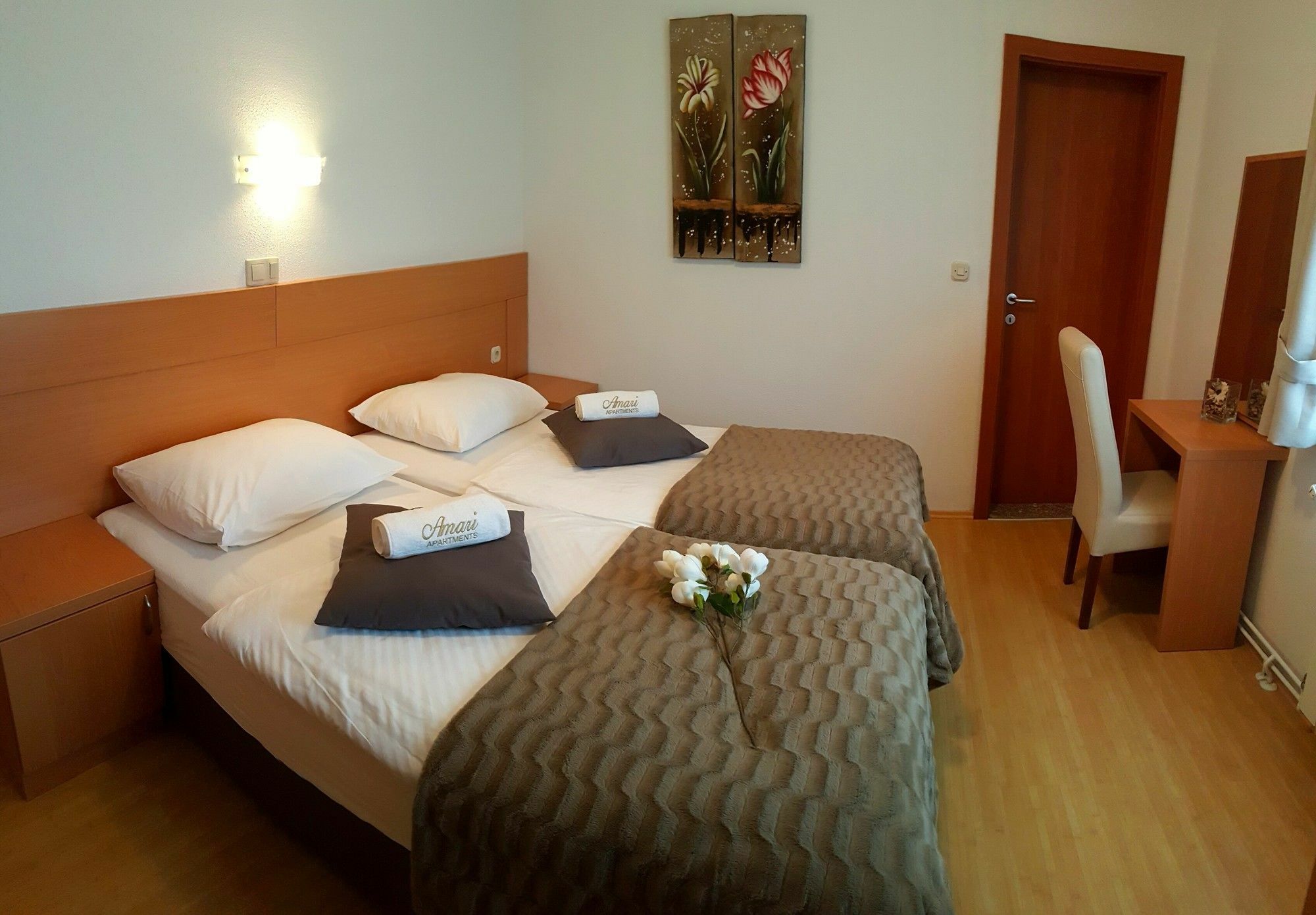 Amari Apartman Stari Grad Kültér fotó